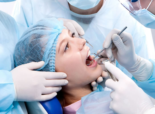cirurgia dentaria no recreio dos bandeirantes